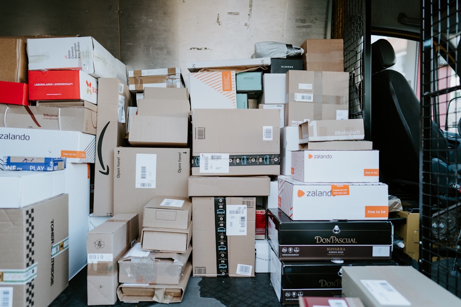 Understanding Courier Pricing Models